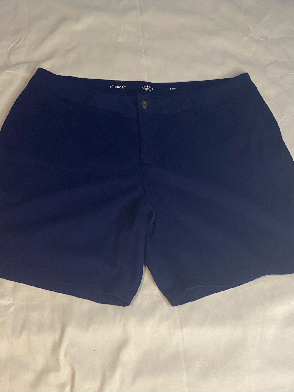 Womans Shorts by St. John’s Size 8. Blue Denim. N/Wo/T Great Condition Pockets